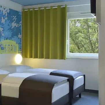 hotel-stuttgart-city-dreibettzimmer-nahaufnahme-14911